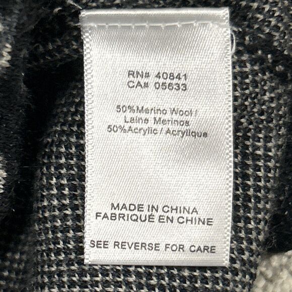 Icelandic Design Sweater Womens Medium Merino Wool Floral Embroidered Cardigan - Picture 5 of 8